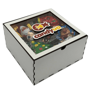 Подарунковий набір солодощів CandyUA Квадрат 101 цукерка